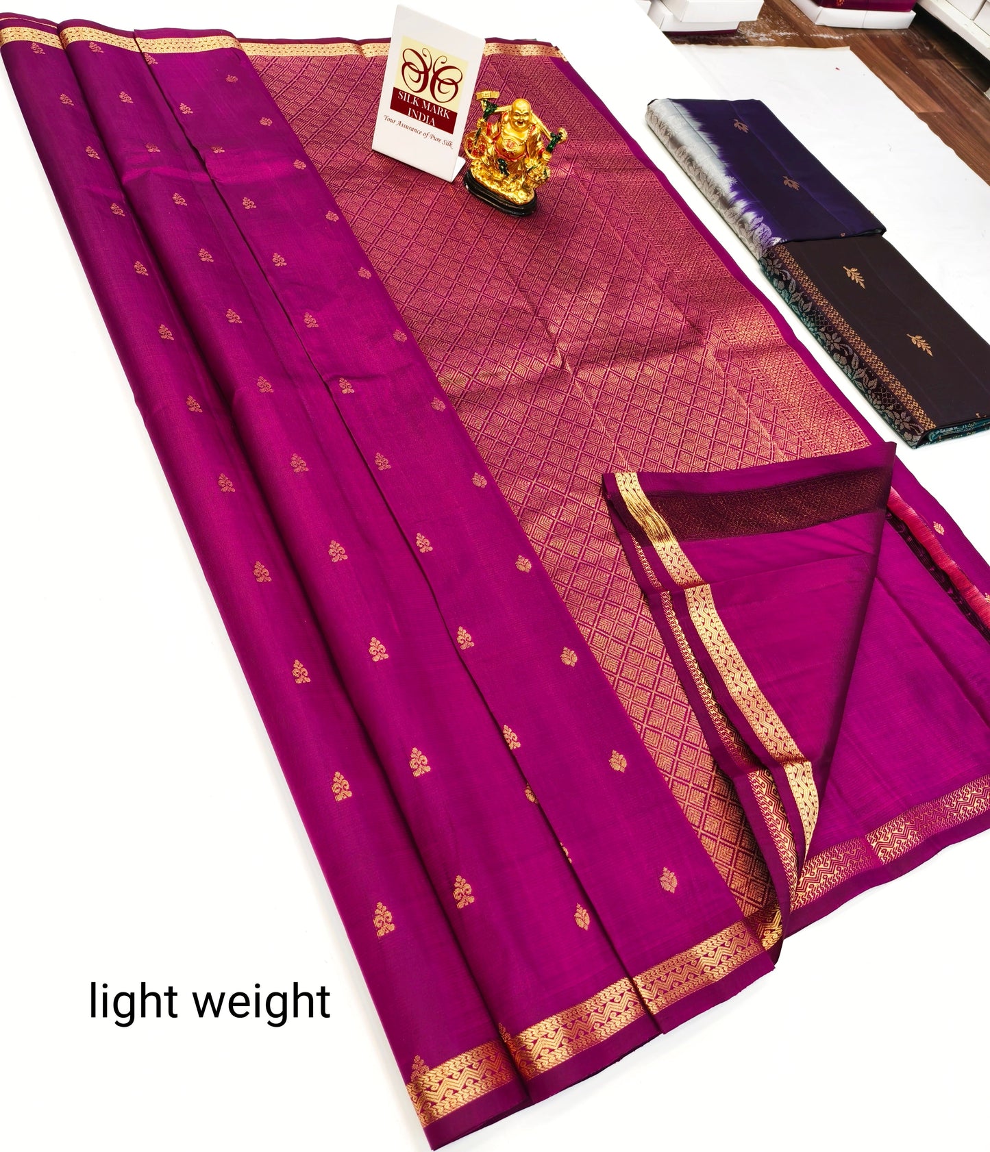 Magenta Pure Kanchipuram Silk Saree with Mini Gold Border – Silk Mark Certified