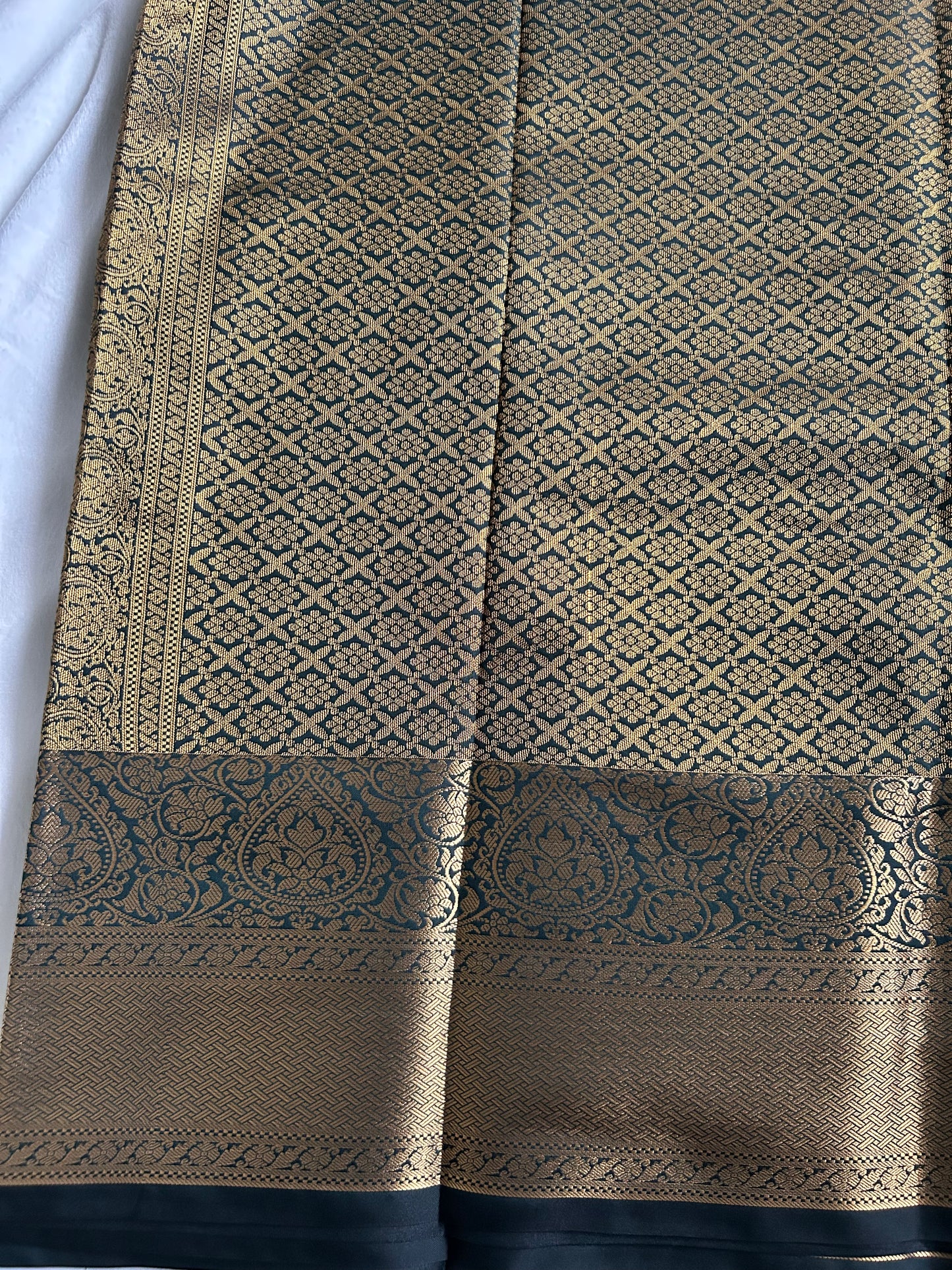 . Semi Kanchipuram Premium Silk Saree – Bottle Green