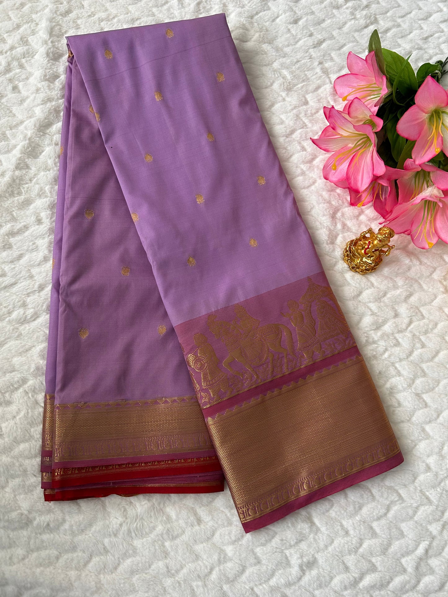 Kanchipuram Premium Semi Silk Saree – Lavender with Red Contrast Border