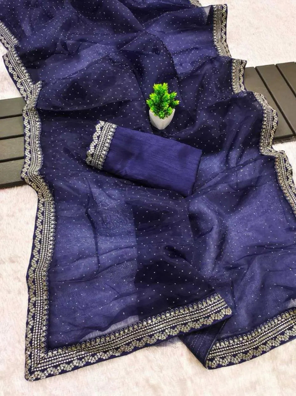 .Thread & Sequin Lace Border Elegance  Navy Blue Organza Saree – Thread & Sequin Lace Border Elegance
